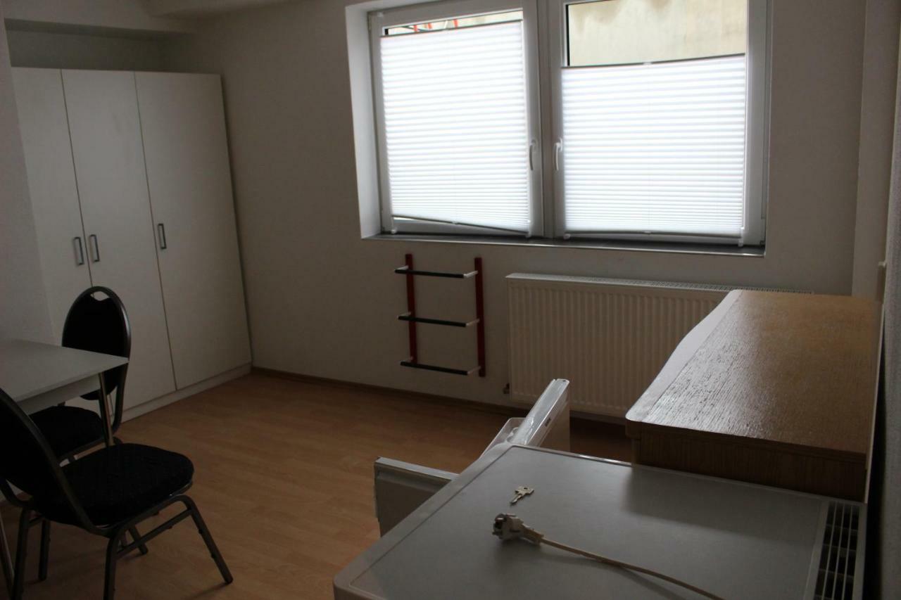 Zv-Scholtz Gaestehaus Neuoetting Simbacher Strasse 7 エクステリア 写真