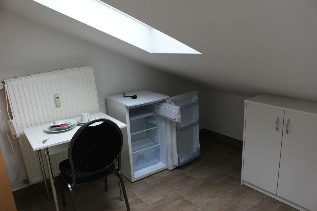 Zv-Scholtz Gaestehaus Neuoetting Simbacher Strasse 7 エクステリア 写真